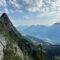 vue panoramique sur le lac d'Annecy depuis la voie